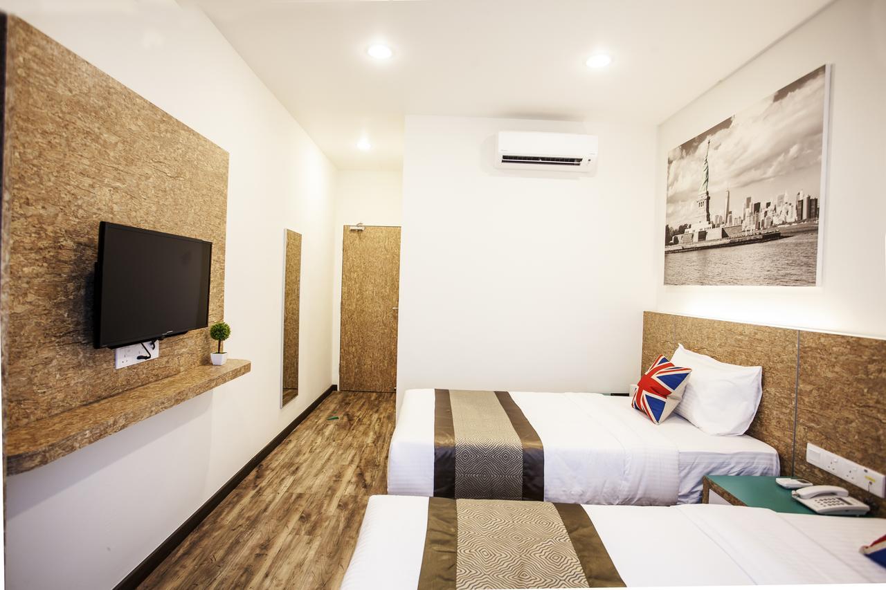 Natura Hotel Nusajaya  Exterior foto